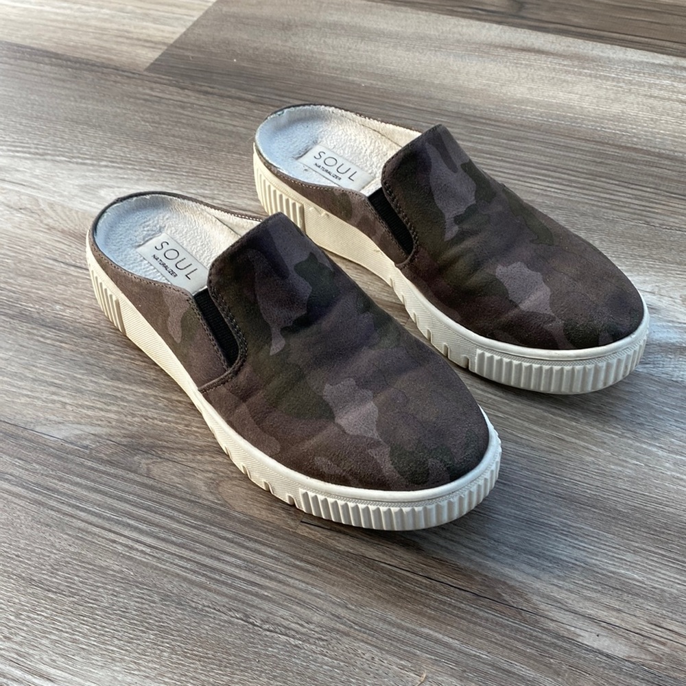 SOUL Naturalizer camp shoes